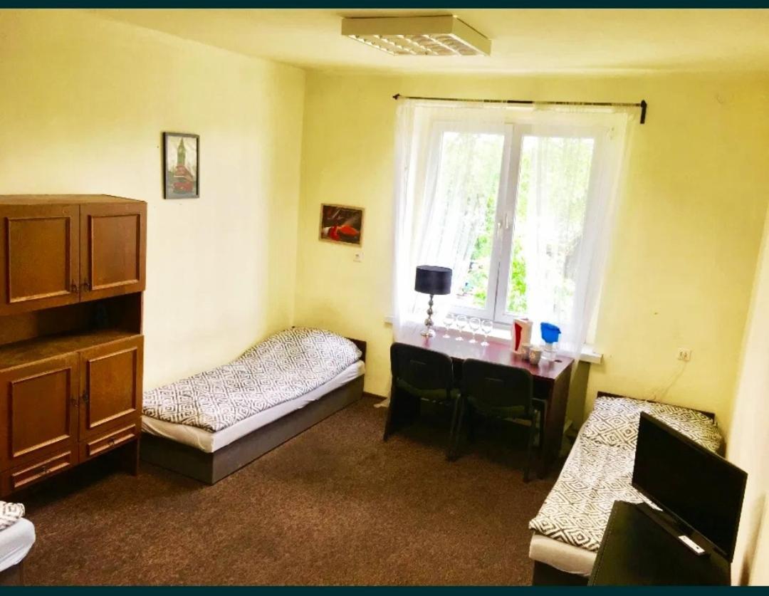 Pokoje Goscinne Saritas Катовице Экстерьер фото